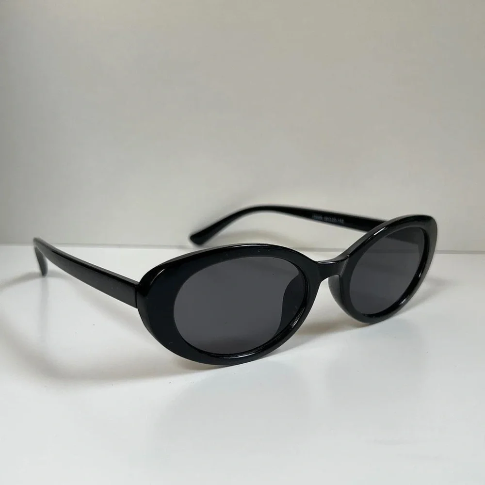 vintage unique retro style black round sunglasses